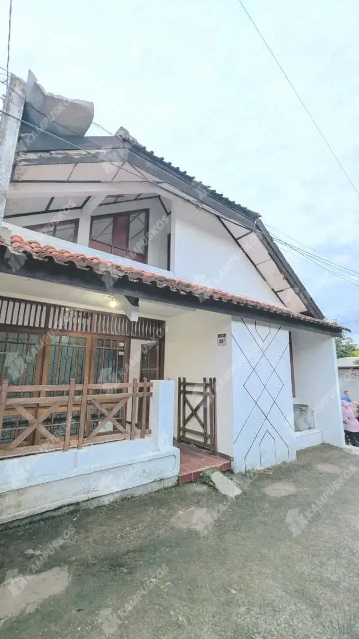 KONTRAKKAN AREA UNY DALAM RINGROUD MURAH PUSAT KOTA MAHASISWA  5K02RBS110426