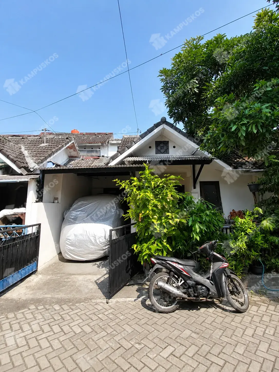 *DIKONTRAKAN RUMAH 2 KAMAR SEMI ISIAN DAERAH MINOMARTANI NGAGLIK SLEMAN (PERUMAHAN KRAJAN)*  2K03ty020826 